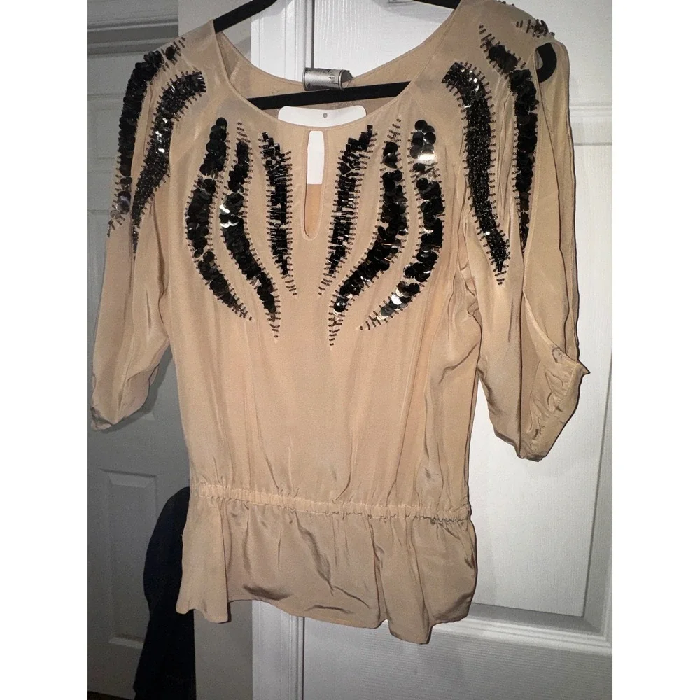 Yoana Baraschi Beige Silk Sequin Beaded Peplum Blouse‎ Keyhole Top Size M